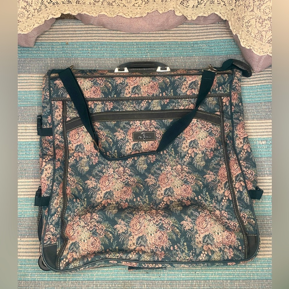 Atlantic: vintage floral wardrobe bag